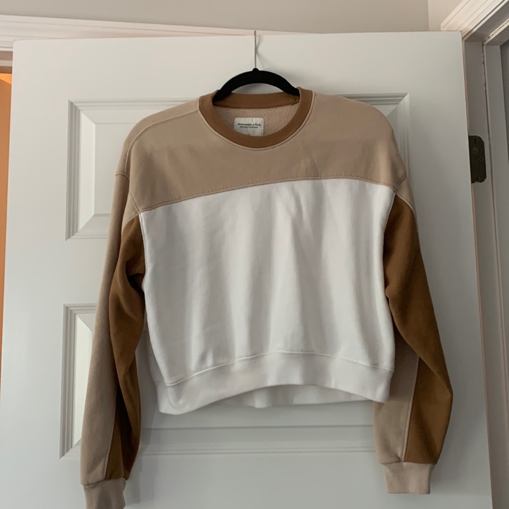Abercrombie crew neck sweatshirt